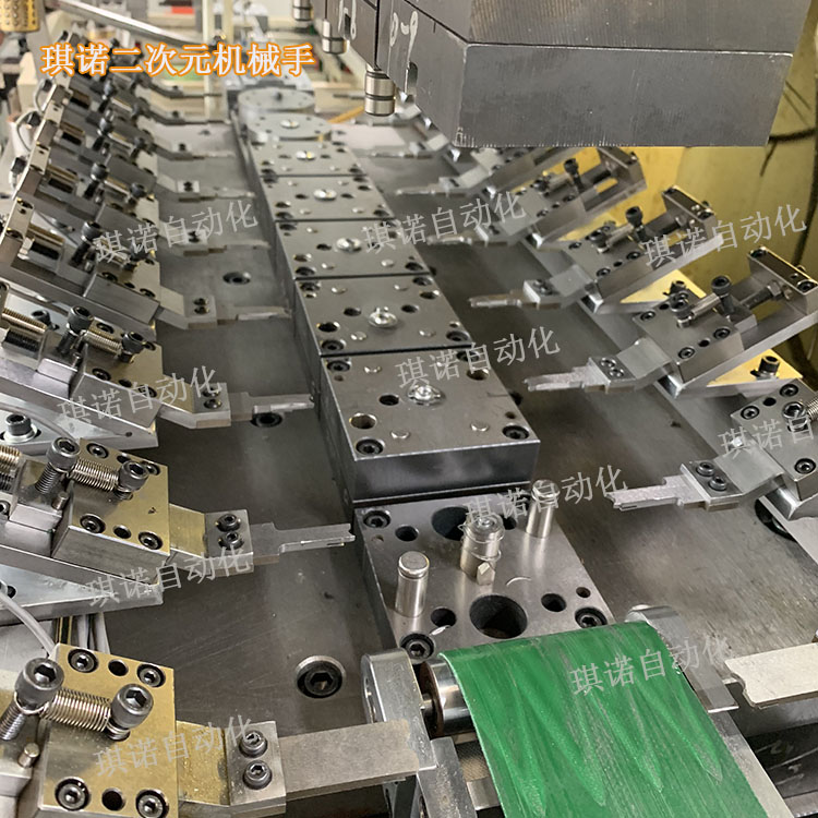 三次元機(jī)械手 三次元機(jī)械手