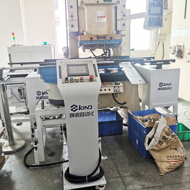 沖壓機(jī)械手 沖壓機(jī)械手