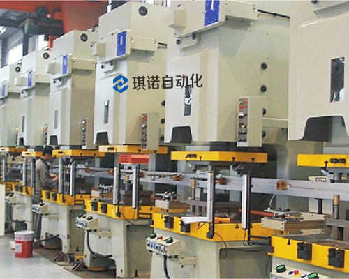 多臺(tái)連線沖壓機(jī)械手 多臺(tái)連線沖壓機(jī)械手