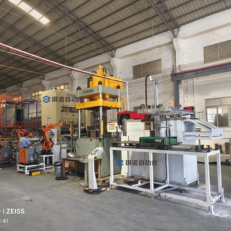 熱水器封頭拉伸自動(dòng)化生產(chǎn)線