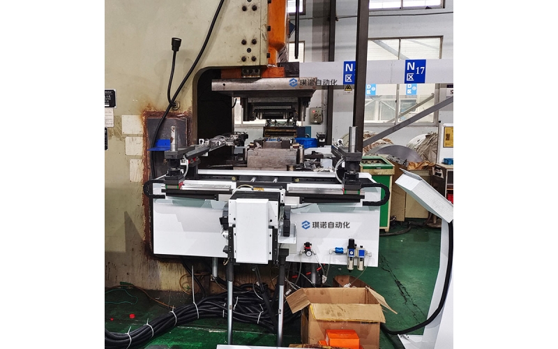 定制三次元機(jī)械手需要提供哪些信息給廠家